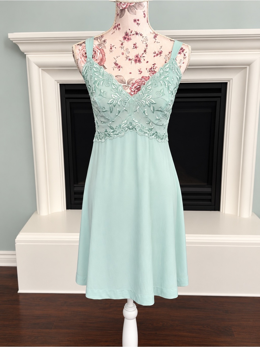 Soma NWT Passionate Chemise Short Gown in Teal Vapor, M